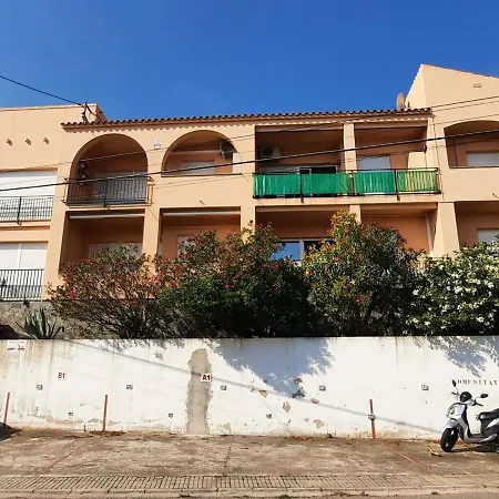 Familiar 2 Con Terraza Vista Al Mar Y Aparcamiento En - Es-170-11 Apartment
